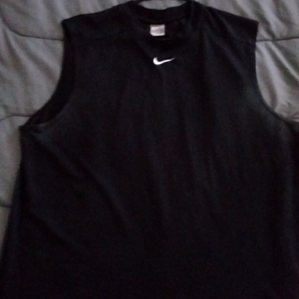 Nike Sleeveless Shirts